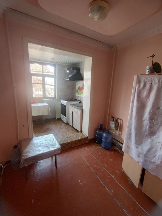 3 хонали бомбош 8 микрорайонда