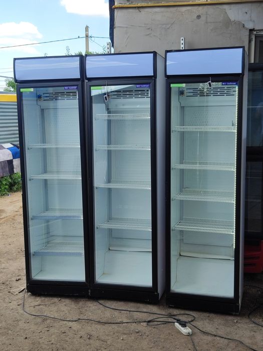 Витринный холодильник