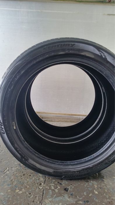 Продам летние шины 225/45/18