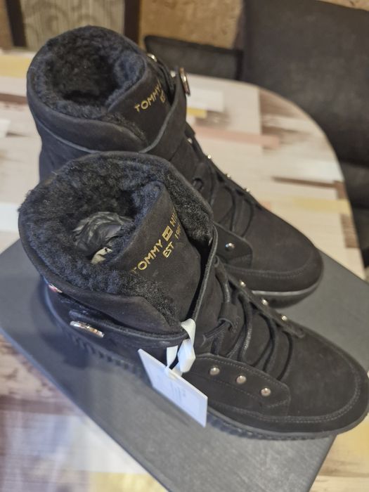 Tommy Hilfiger боти 38