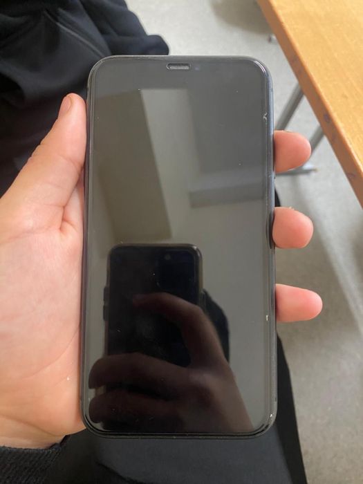 Породам iphone 11 64gb