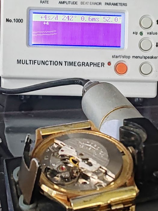 Ceas Anker Automatic Calendar Funcționează excelent!