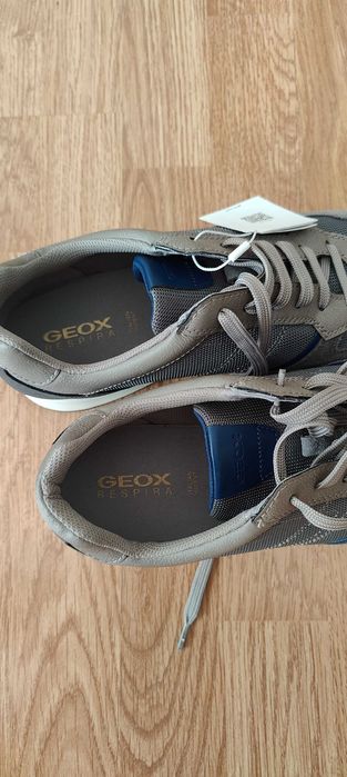 Нови оригинални обувки Geox