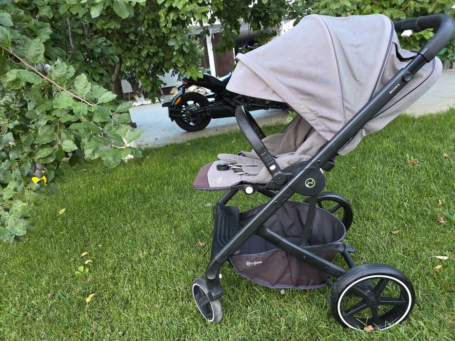 Vand Cărucior Cybex Bailos S Lux 3 in 1 Grey 2000 lei