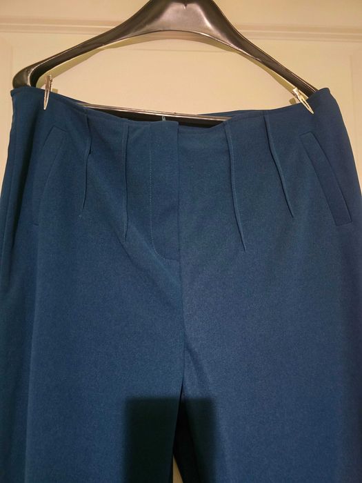 Vand 2 pantaloni XXL noi