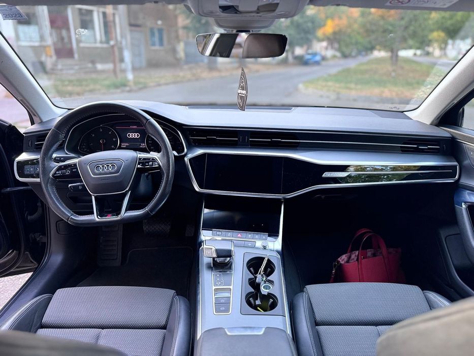 Vând Audi A6 3.0 45 TDI quattro