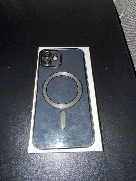 Продам iphone 12/64 gb. Торг имеется