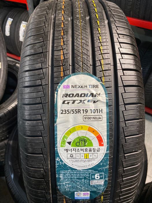 Nexen Roadian GTX EV 235/55R19