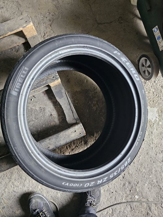 2 anvelope vara 285 35 20 Pirelli