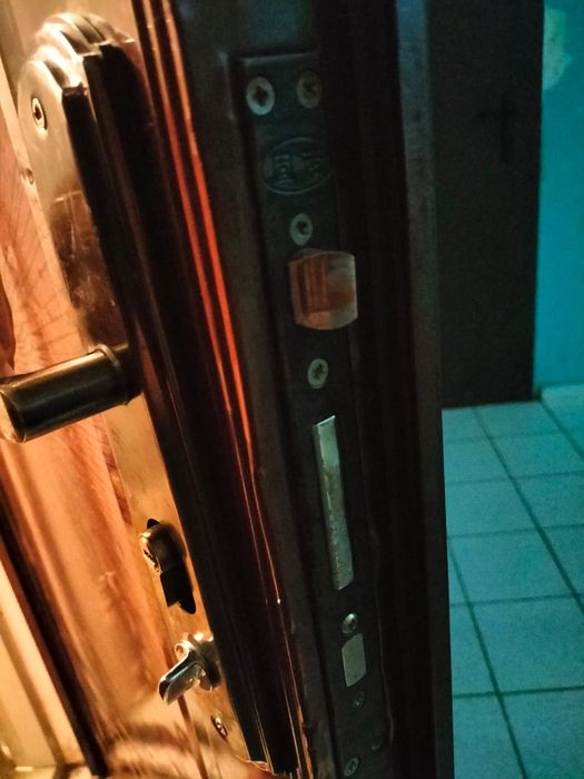 Плотник. Сантехник.Слесар..20 минут