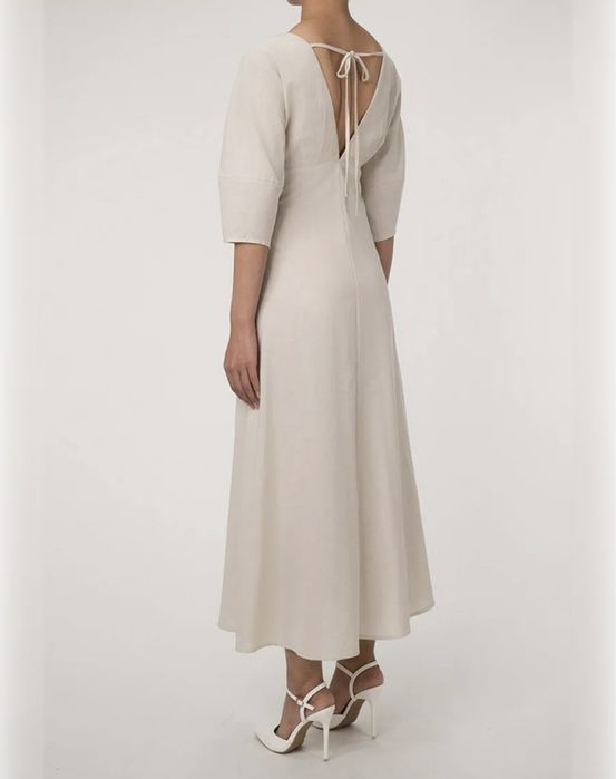 Платье летнее бежевое