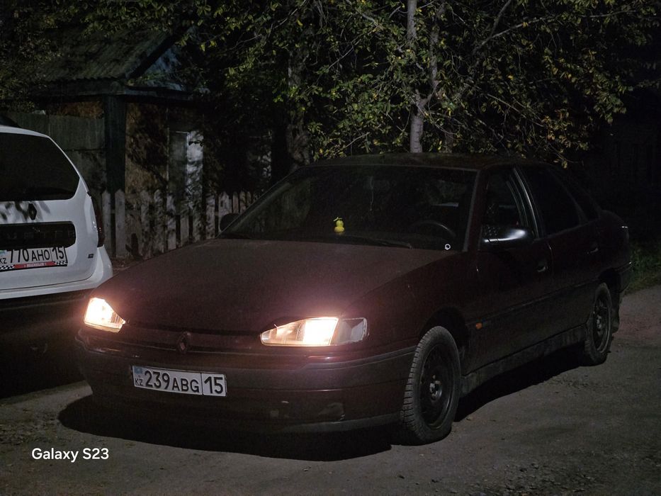 Renault Safrane 2.2