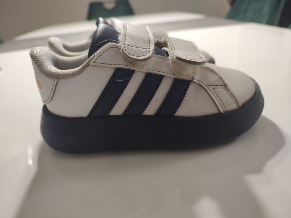 Маратонки  Adidas