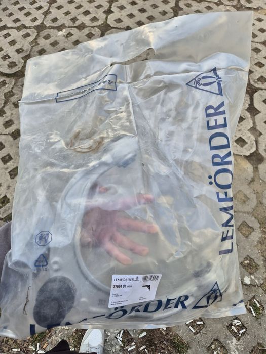 Носач LEMFÖRDER за BMW – Оригинален, нов (37683 01)