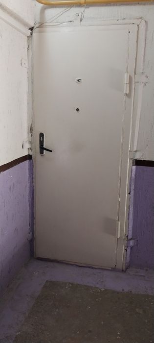 Железный дверь  продам