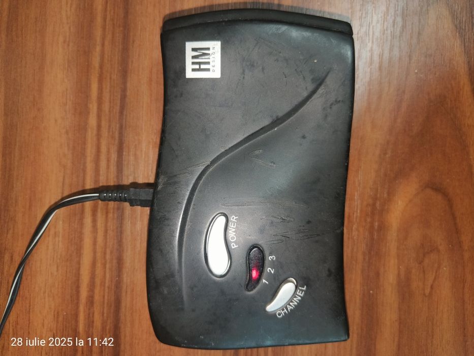 Vând transmițător wireless audio/video HM Design