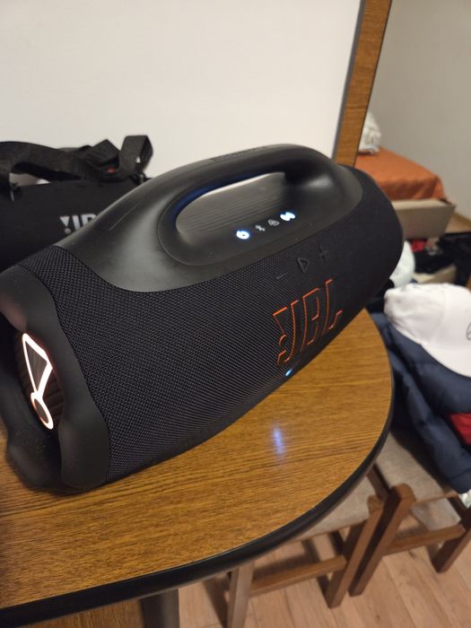 Jbl boombox 4 ca nouă