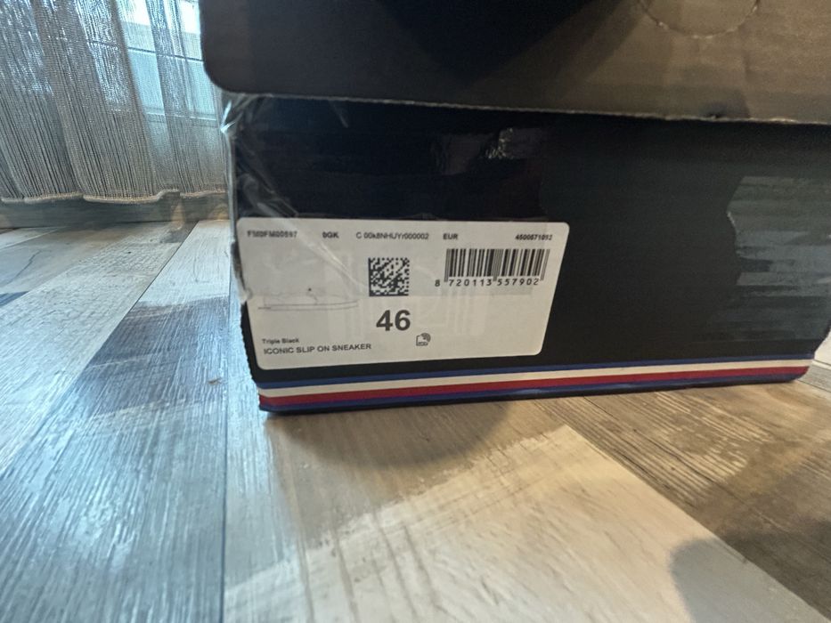 Обувки Tommy Hilfiger