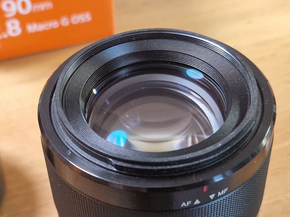 Макро обектив Sony FE 2.8/90 Macro G OSS + Подарък 2 батерии NP-FZ100