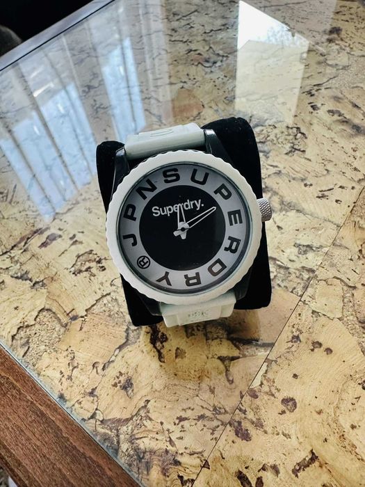Часовник Superdry Tokyo SYG145W