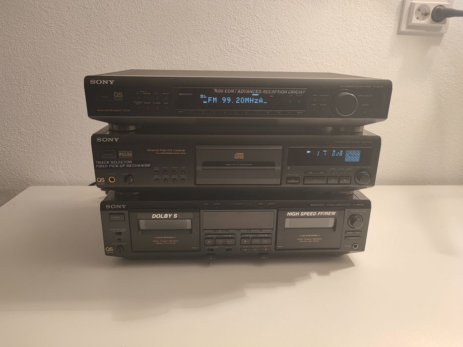 CD player Sony CDP XE 800 deck TC WE 705 S tuner ST SE 700