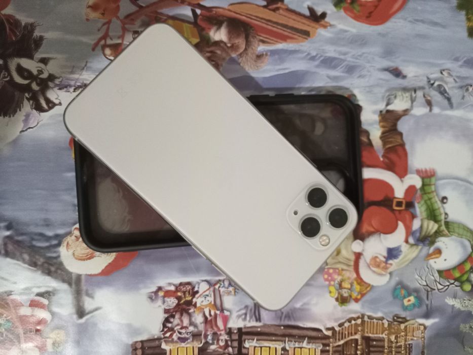 Айфон 11 про продам срочно
