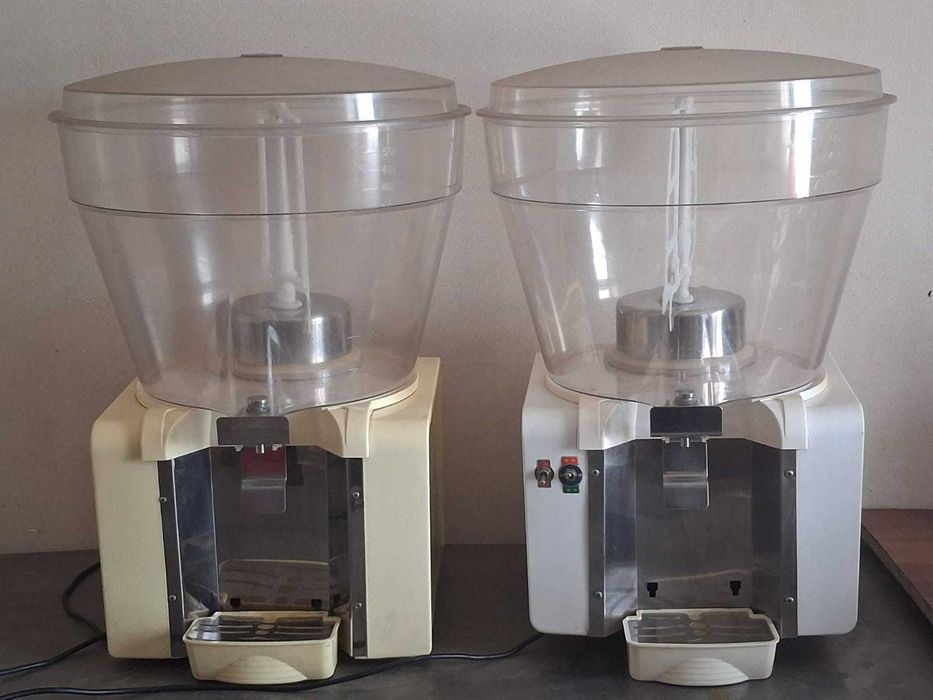 Продается витрина-холодильник и охладитель напитков