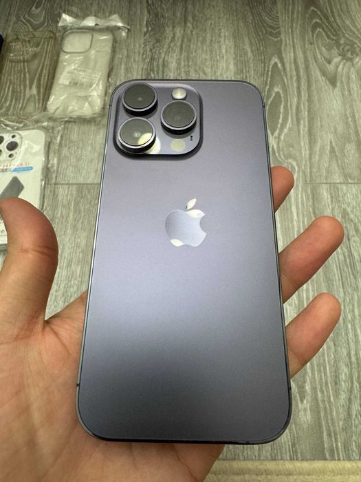 Продам iPhone 14 pro (Айфон 14 про), 256 ГБ