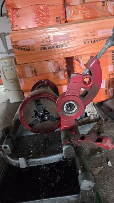 Резбонарезной станок