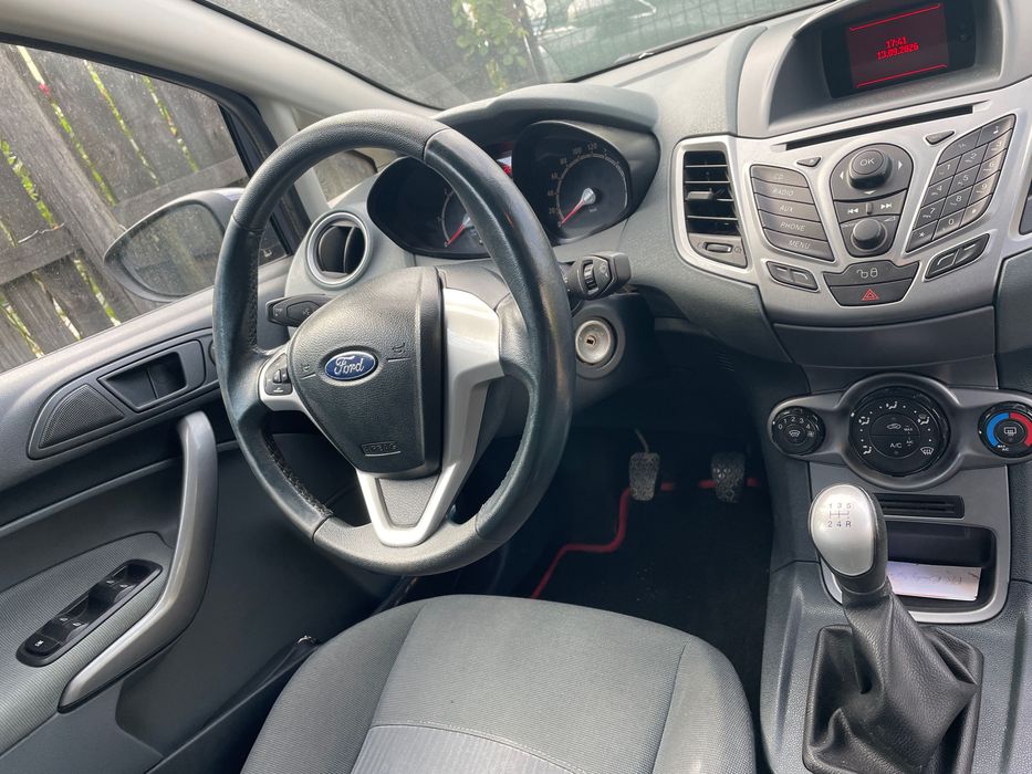FORD Fiesta 2011 — imagine 4