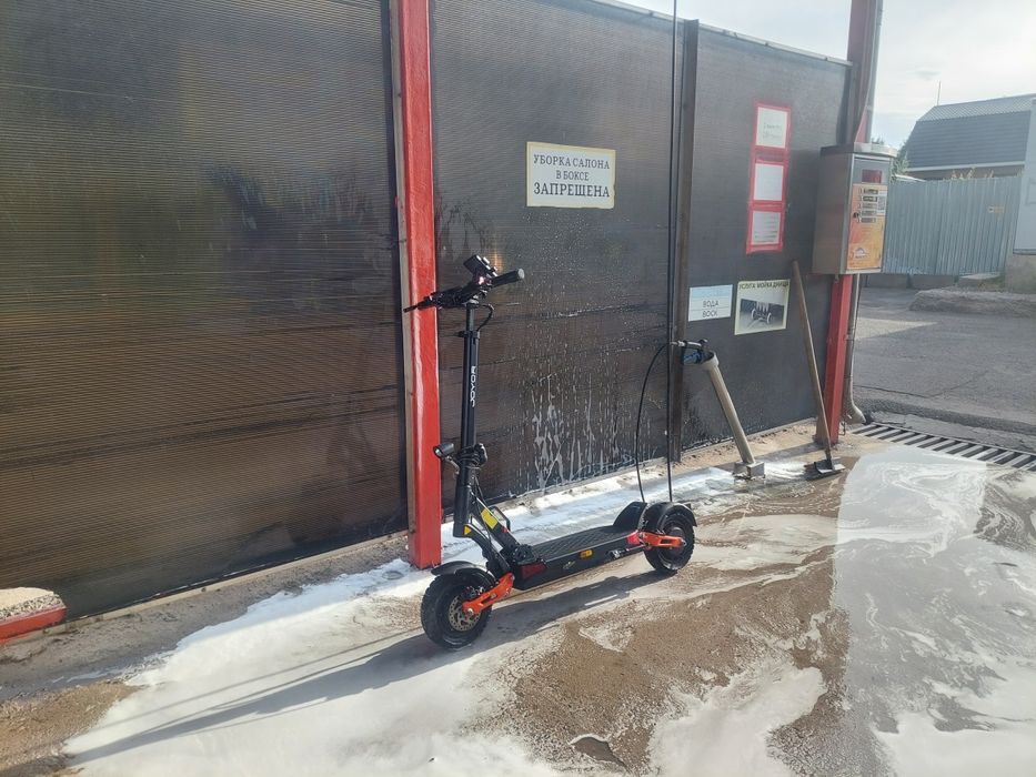 Продам электросамокат joyor t10 s