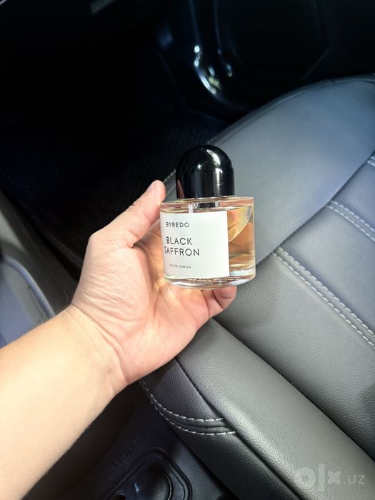 Продаются духи Black saffron
