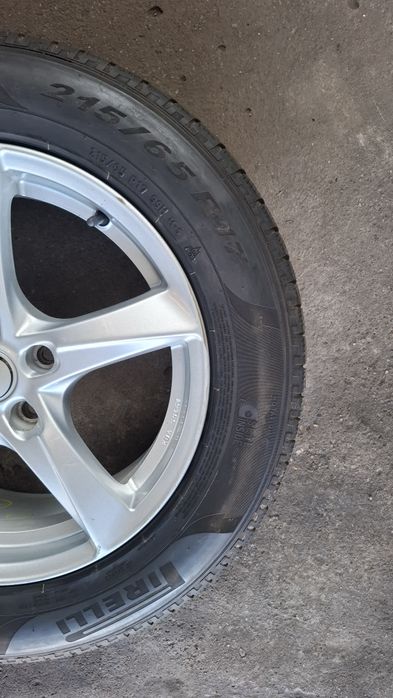 Jante aliaj Vw. Audi cu anvelope iarna Pirelli