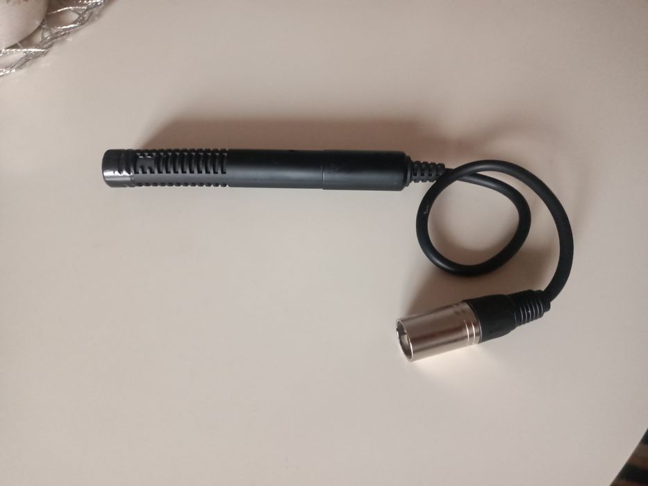 Microfon XLR shotgun pentru camere vide video