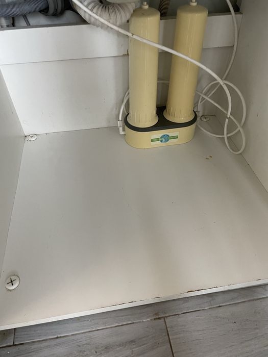 Кухненска мивка със смесител и с-ма за пречистване на вода