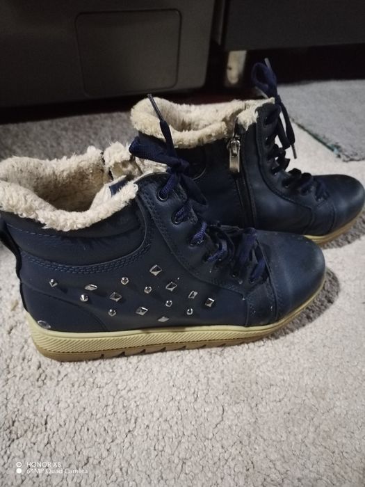 Продаю сапожки..