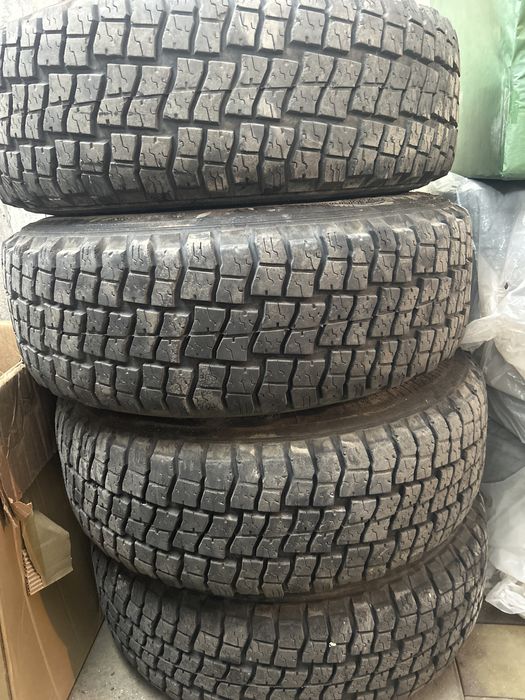 Резина с дисками делика