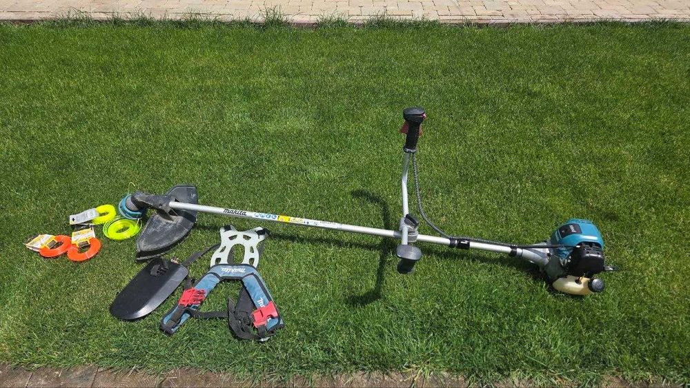 Vand / schimb motocoasa profesionala Makita 4T EBH341U