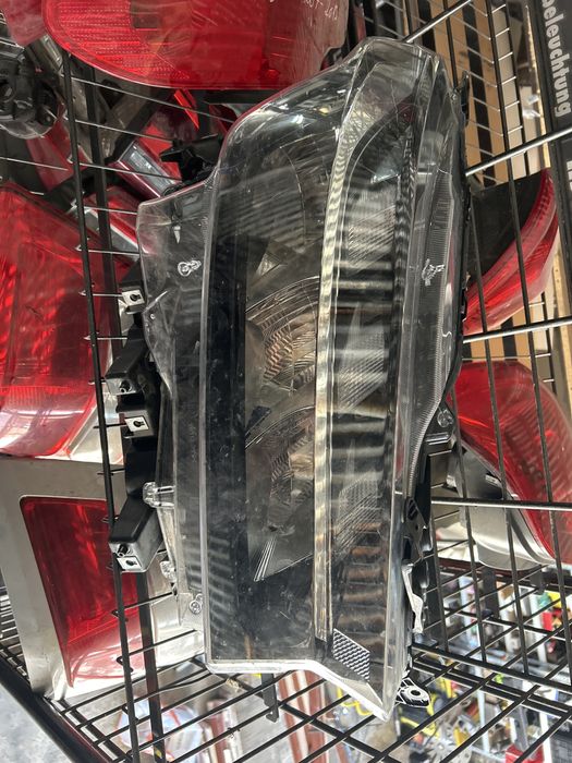 Десен фар за suzuki sx4 s cross