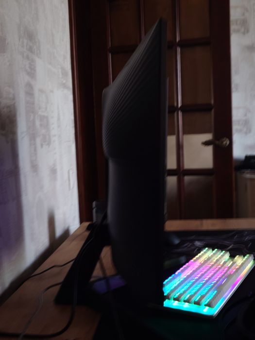 Монитор Samsung Odyssey g5 27