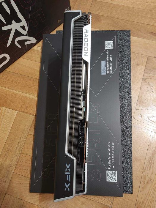 XFX RX 7900XT 20GB Merc310 Black