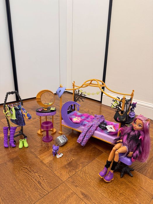 Monster High комната Клодин Вульф, Кафетерий