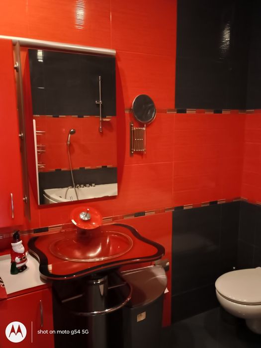 Голям 2стаен под наем кв.Витоша  74 м,eт.6 южен, подз. гараж за 2 коли