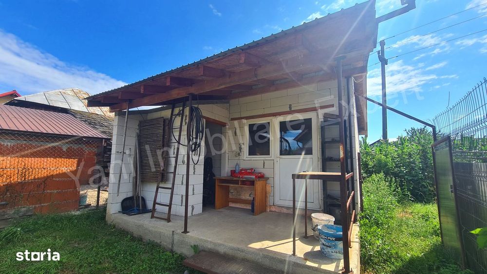 Casă de vânzare în comuna Albeștii de Argeș, județ Argeș.
