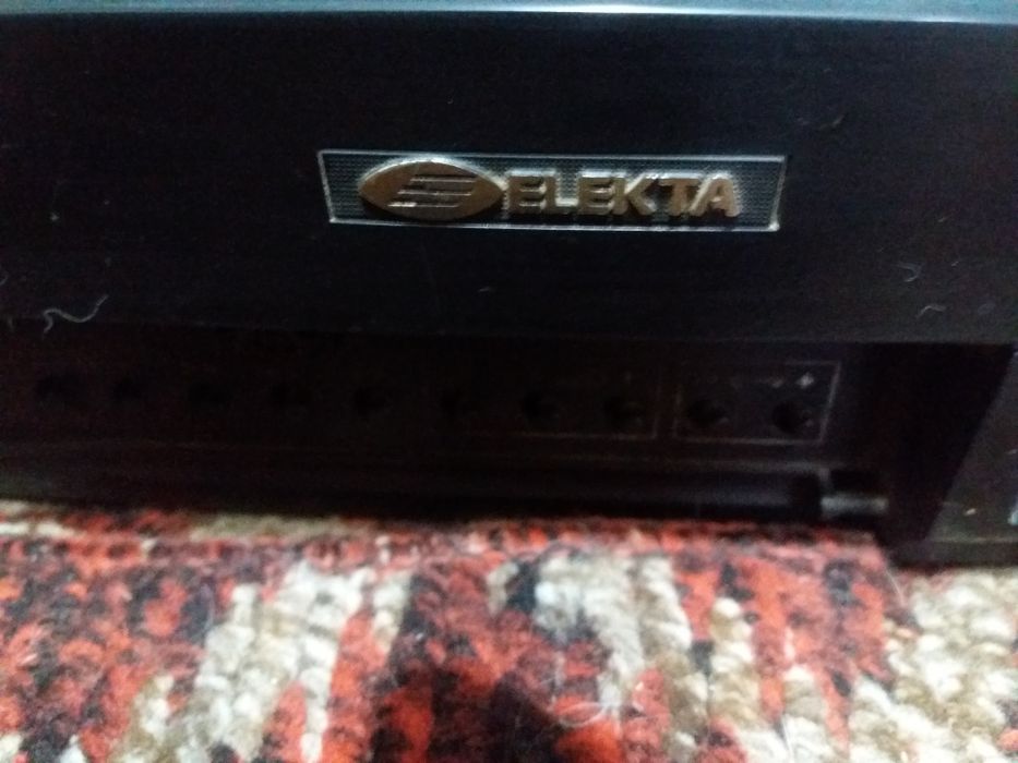 Телевизор ELEKTA Япония Смотрите 5 фото Читайте описании