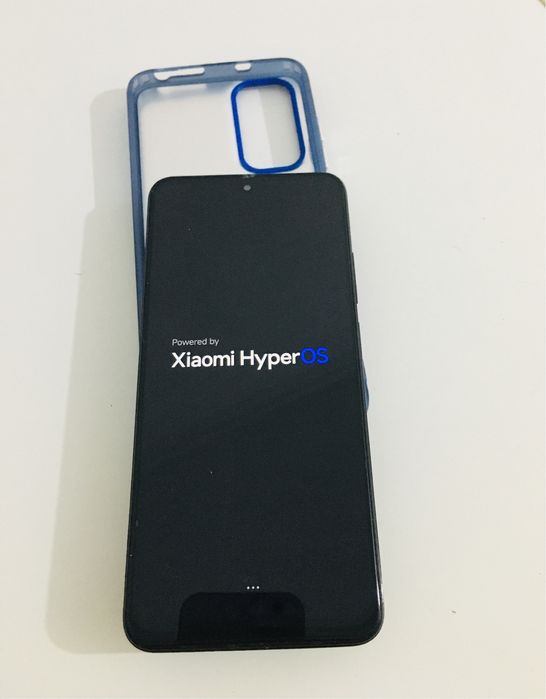 Xiaomi Redmi Note 11  128Гб + iPhone 5S