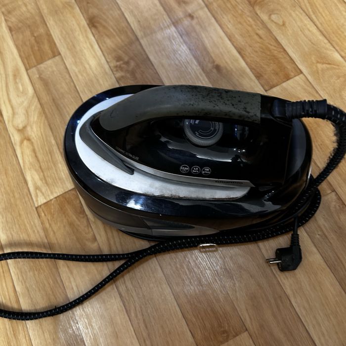 Продам утюг паравой