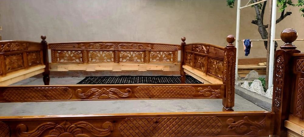 Kravat Tapchan Surilar