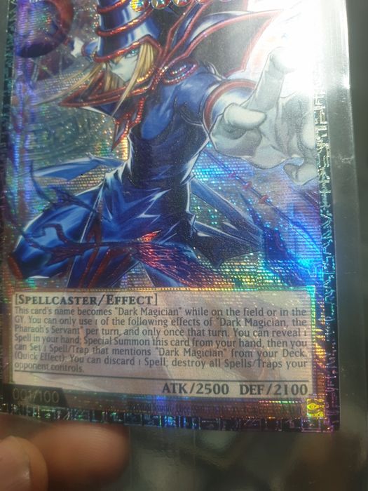 Carte Yugioh Dark Magician the pharohs servant