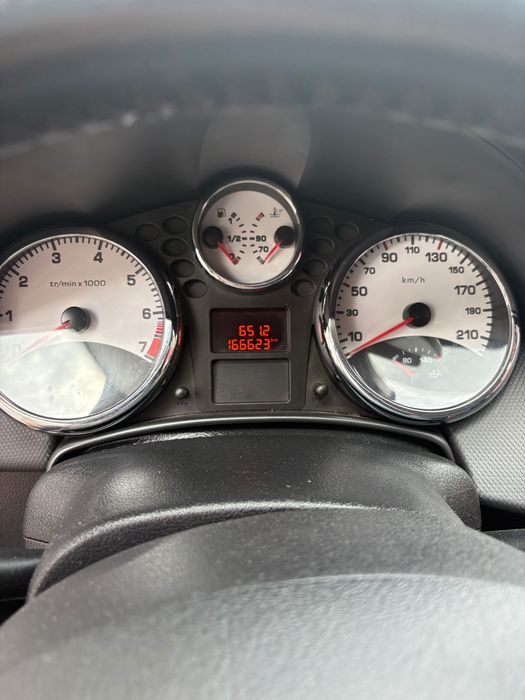 Peugeot 207 1.6 benzină